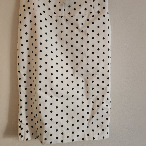 Express  Polka-dot Pencil Skirt off white black dots size 6 NWT - Picture 10 of 15